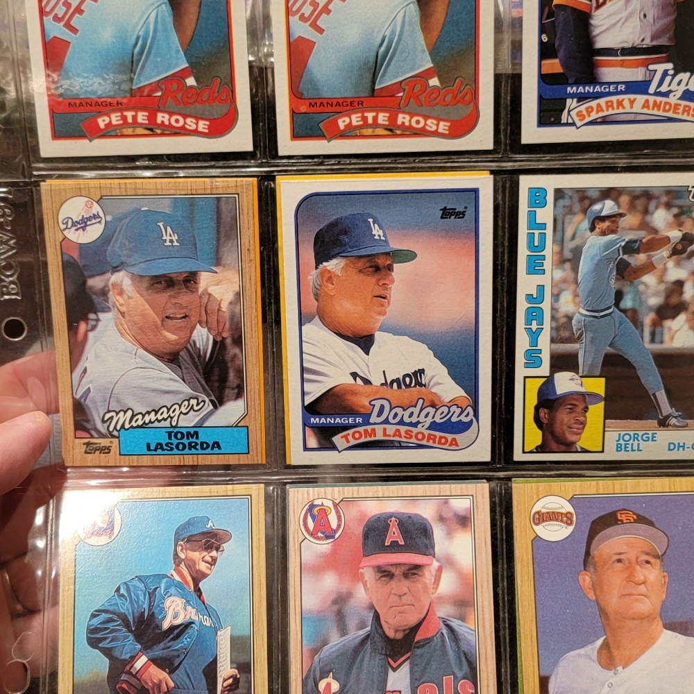 Assorted Baseball card's - Picture 10 of 16